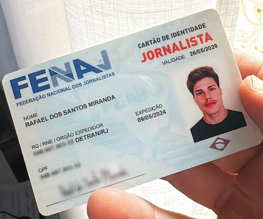 Texto: A carteirinha que ninguém pediu, mas que faz falta